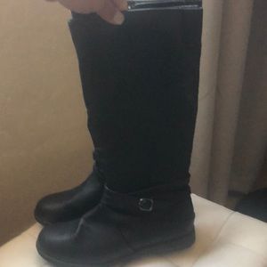 Cat and Jack boots size big kids 3